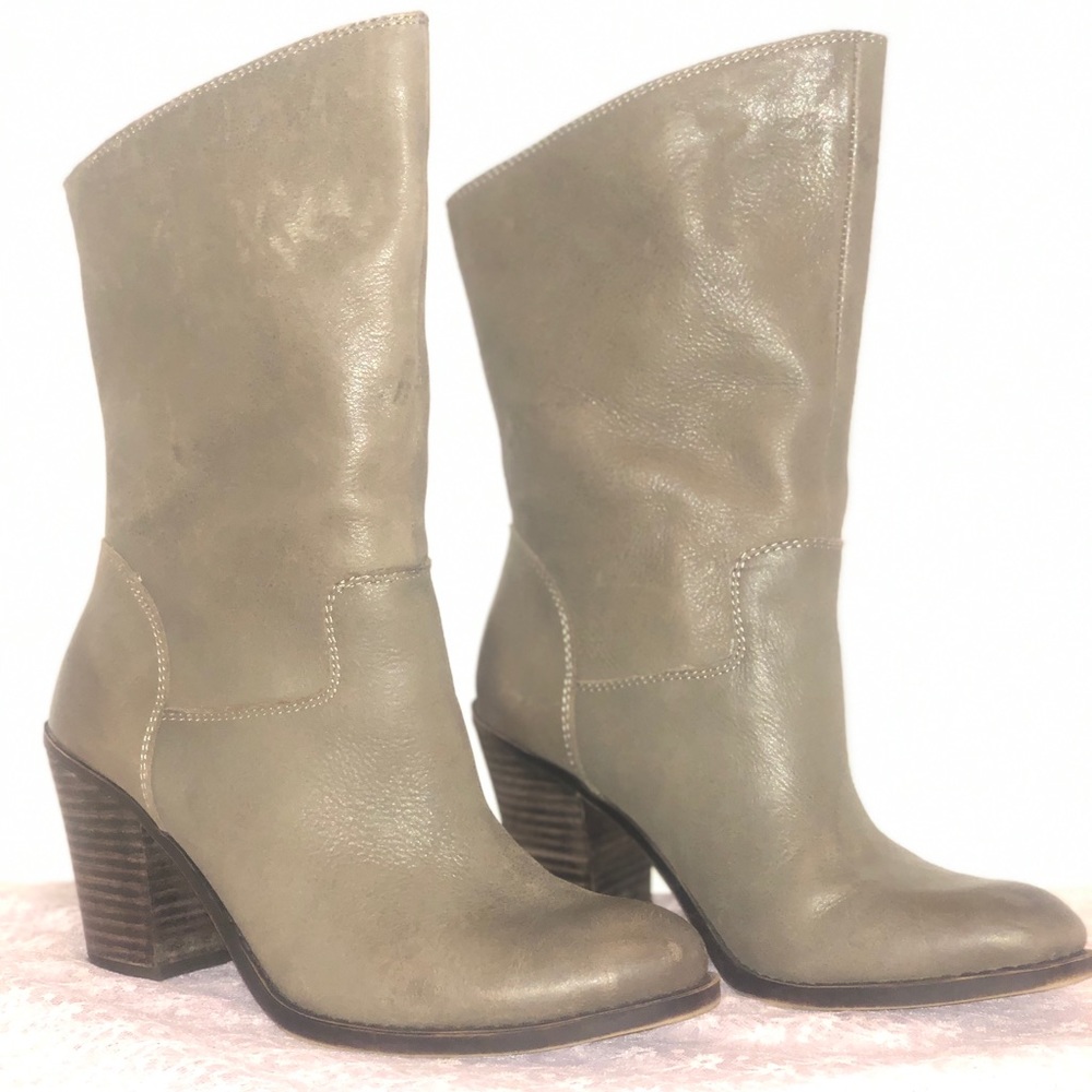 Lucky Brand boots. Great condition only worn twice